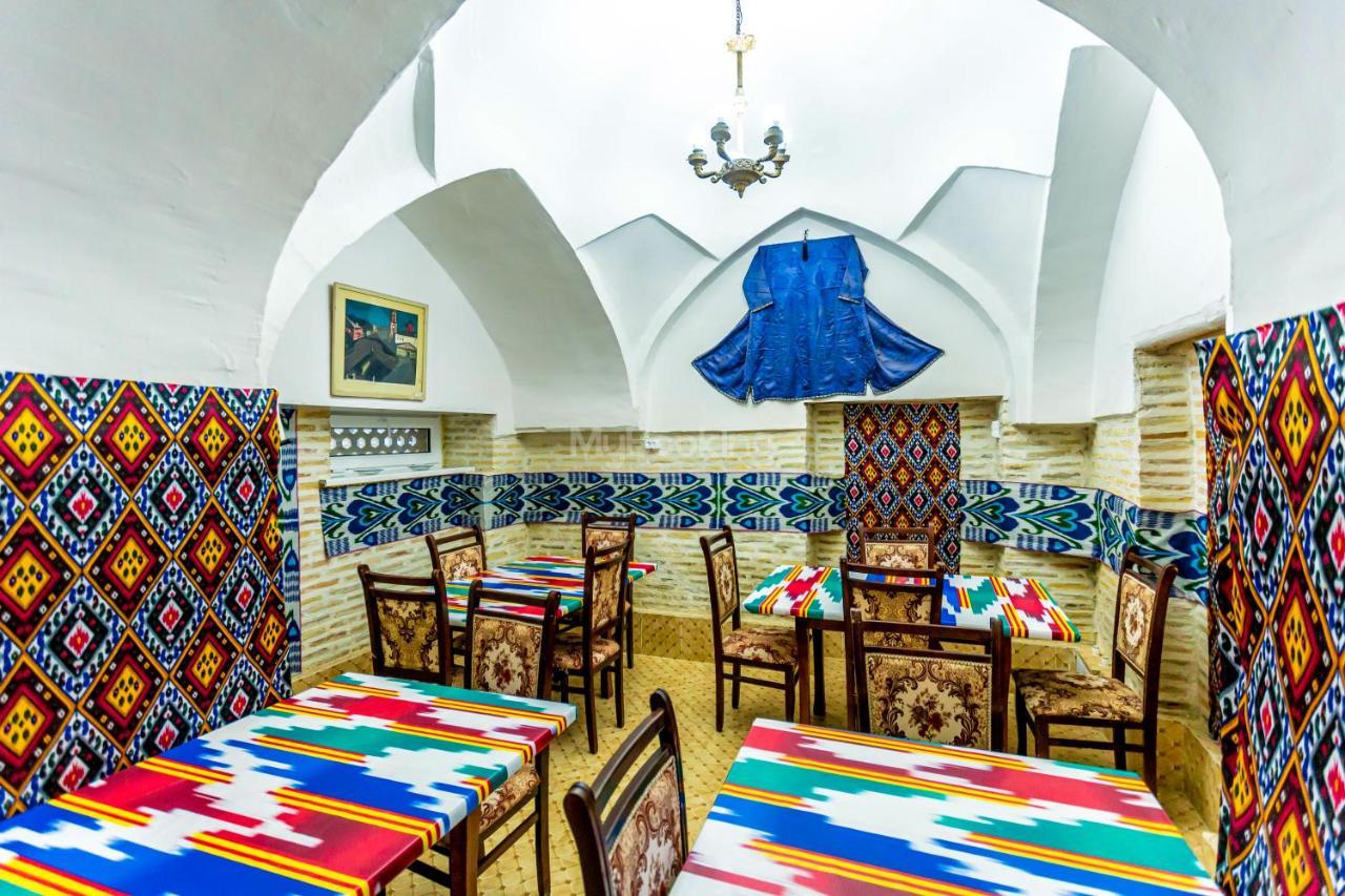 Okhun Madrasah15Th-16Th Century Hotel Buchara Buitenkant foto